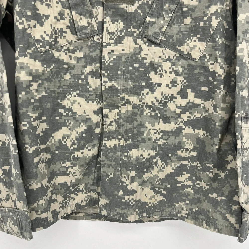 US Army ACU Digital Camo Field Jacket UCP Combat Uniform Small Regular